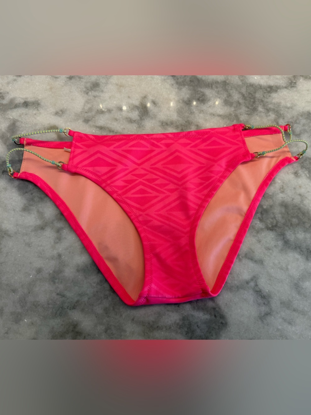 NWOT Victoria’s Secret Pink Geometric Bikini Bottom L Strappy Side Detail Luxe